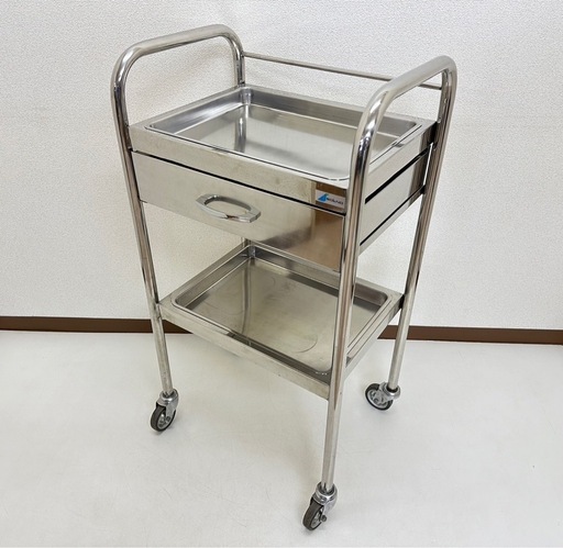 美品 SOLNO 医療用 ステンレス ワゴン 2段 キャスター付き ラック