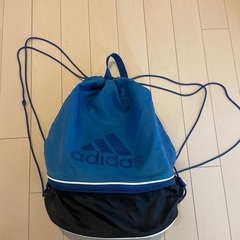 adidas プールバック