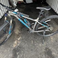 17日まで出品 TREK XCALIBER7 マウンテンバイク(錆酷い)