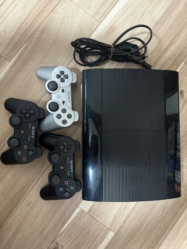 【美品】【深夜のお取引可能です】ps3本体 1TB コントローラー3つ付き