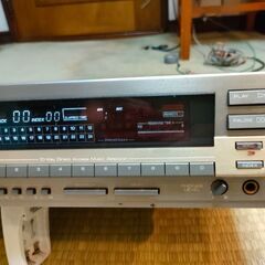 YAMAHA   ＣＤプレーヤー  CDX600