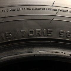 DUNLOP GRANDTREK PT3 215/70R15 15インチ 夏タイヤ 4本 バリ溝 T30エクストレイル グランビア ハイエース等　(KTF054)