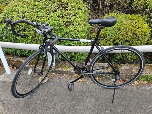 【リサイクルショップどりーむ鹿大前店】No.1599　ロードバイク　28インチ（700×28C）　ギア（7×3段変速）　ライト付き（TypeB充電式）