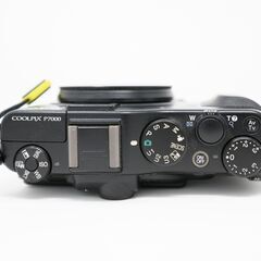 Nikon P7000 コンデジ