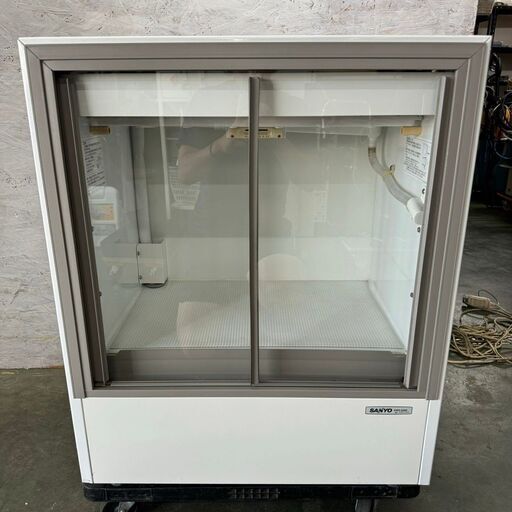 【SANYO】 サンヨー 冷蔵ショーケース SMR-S36F 69L 100V 冷蔵庫 ショーケース Y0176