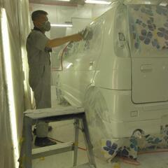 レンタル板金塗装ブースを利用してご自身で板金塗装してみませんか？さっそく作業して頂きました！