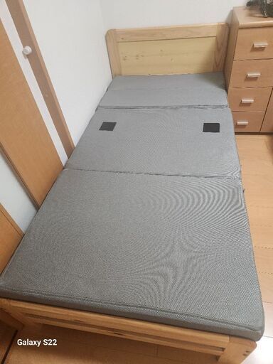 シングルベッド