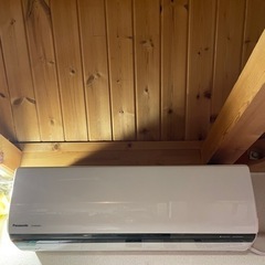 Panasonicインバーター冷暖房除湿タイプ　ルームエアコン CS-403CXR2 
