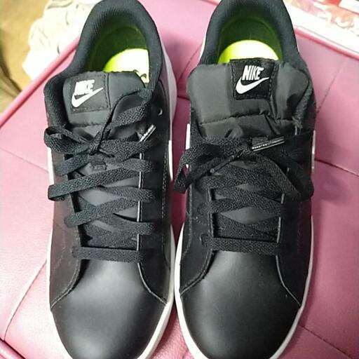 ナイキ正規品新品