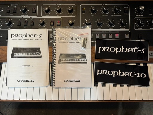 鍵盤楽器、ピアノ Prophet-5  rev.4