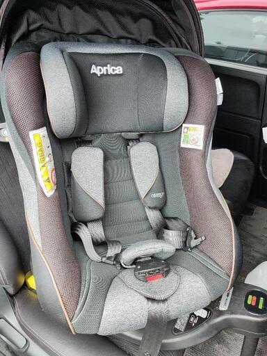Aprica製！新生児から幼児まで使えるベビー\u0026チャイルドシート