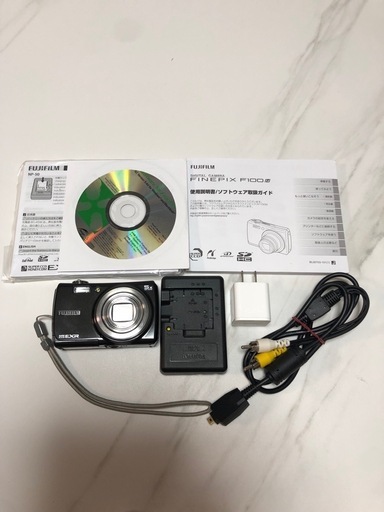 Fujifilm  Fine pix F200EXRBカメラ