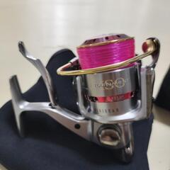 釣具　DaiwaトーナメントISOZ3000LB　スタジオオーシャンマーク・エンブレムの替えスプール2個・リールケース・スプールケース付き