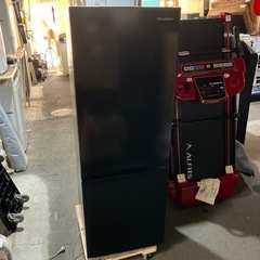 ロ2408-415 Hisense ノンフロン冷凍冷蔵庫 HR-D1701B 2024年製 2