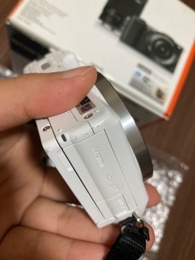 Sony α5100 売ります