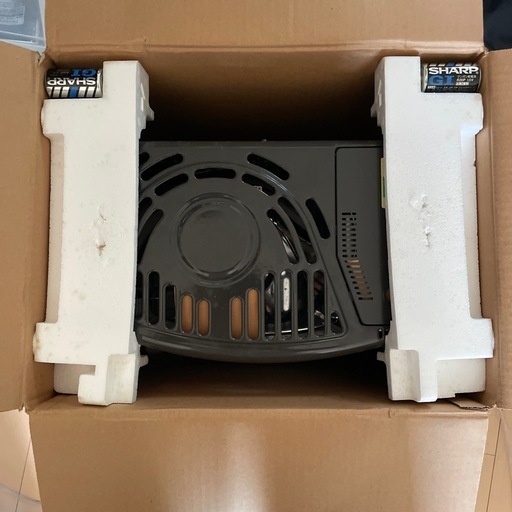新品未使用品　石油ストーブ