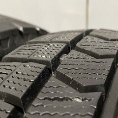 DUNLOP WINTER MAXX WM02 205/60R16 16インチ スタッドレス 4本 22～23年製 バリ溝 ヴォクシー プリウスα ジューク等　(KTJ111)クレジットカード QRコード決済可能