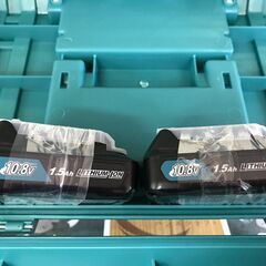 ✨マキタ　中古美品　UB100D　充電式ブロワ　10.8V　バッテリ×2　充電器✨うるま市田場✨