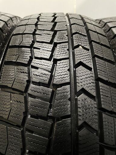 【走行短め】DUNLOP WINTER MAXX WM02 195/65R16 16インチ スタッドレス 4本 24年製 ライズ ロッキー レックス等　(KTA296)クレジットカード QRコード決済可能 走行短め DUNLOP WINTER MAXX WM02 195/65R16 16インチ スタッドレス 4