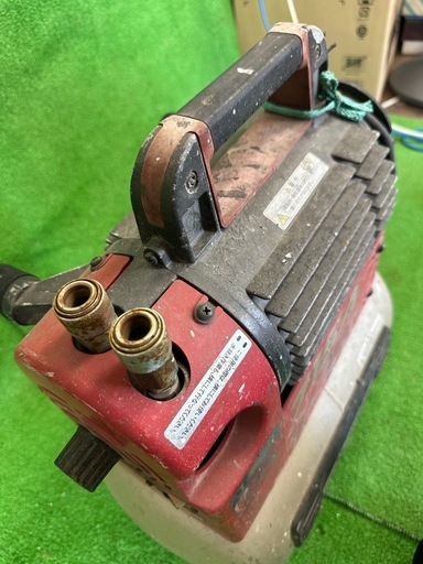 MAX マックスエアコンプレッサー 100V AK-715A (6) MAX マックスエアコンプレッサー 100V AK-715A (6)