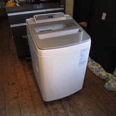 パナソニック  洗濯機　10kg NA-FA100H5  2017年製