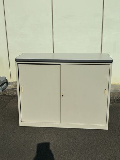中古品　スチール書庫　天板付き