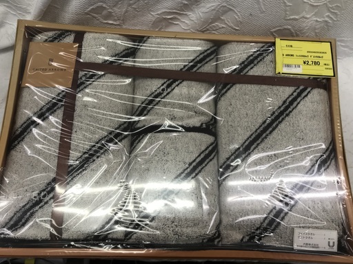 UNITED ARROWS ﾌｪｲｽﾀｵﾙ×2 ｹﾞｽﾄﾀｵﾙ×2
