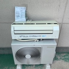 14畳用！【美品】東芝　RAS-E405P(W) プラズマ空清搭載エアコン　単相100V　ホワイト　2018年製　取説付き
