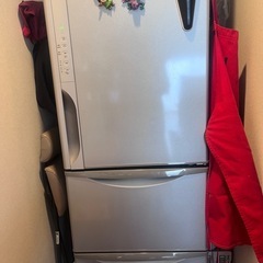 激安‼️日立ノンフロン冷蔵庫2017年製凹み写真追加