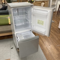 S077 ⭐ SHARP 2ドア冷蔵庫 （137L つけかえドア） SJ-D14C 17年製⭐動作確認済⭐クリーニング済