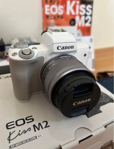 大人気！Canon EOS Kiss M2ミラーレス一眼カメラ＋備品