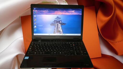 No.18  オフィス2021付き！  Core i3-2310M@2.10GHz / windows11 / SSD120GB / メモリ 6GB  / DVD-RAM / dynabook Satellite B551C