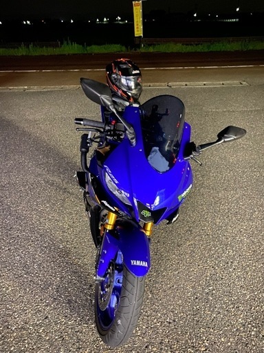 8月中限定手もと30　yzf-r25 ABSモデル