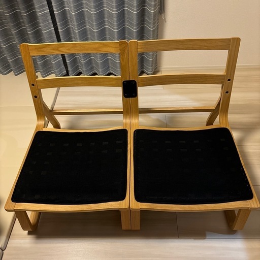 無印良品 リビングでもダイニングでもつかえるソファチェア・オーク材 2台連結 リビングでもダイニングでもつかえるソファチェア・オーク材 | 無印良品