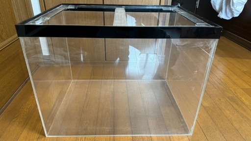 アクリル水槽　60x45x45