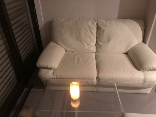 綺麗めソファー　オフホワイト