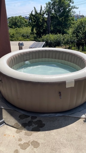 中古品　INTEXジャグジー温水プール