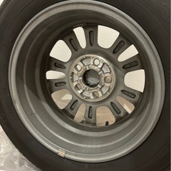 値下げしました！エスクァイア　新車外し　純正タイヤホイール４本