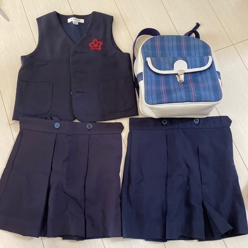 お話中】さくら幼稚園制服 等 (たち) 玉垣のその他の中古あげます・譲ります｜ジモティーで不用品の処分