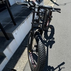 【9/30迄値下げ中】自転車　マウンテンバイク　ほぼ新品