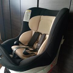 チャイルドシート　　エールベベ　360ターンSII