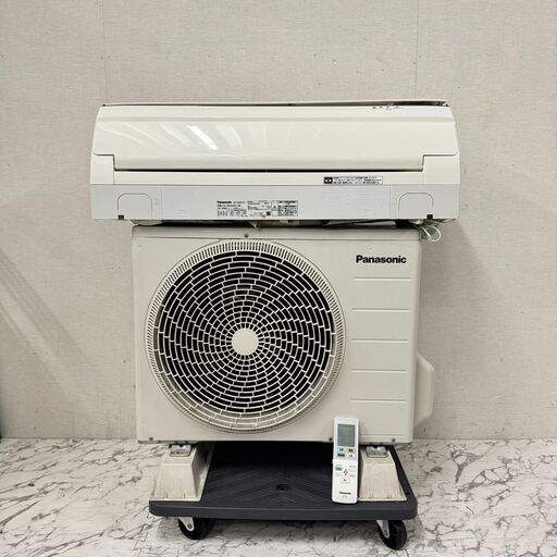 19294  Panasonic ルームエアコン　100V　フィルターお掃除ロボット搭載 2017年製 6畳 ◆大阪市内・東大阪市他 6,000円以上ご購入で無料配達いたします！◆ ※京都・高槻・枚方方面◆神戸・西宮・尼崎方面◆生駒方面、大阪南部方面　それぞれ条件付き無料配送あり！