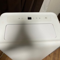 取り付け簡単！アイリスオーヤマ　窓エアコン！　　　　