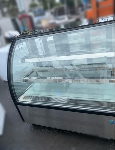 対面冷蔵ショーケース