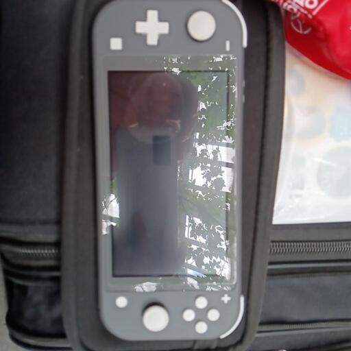 「急募」現金手渡し希望NintendoSwitchライト