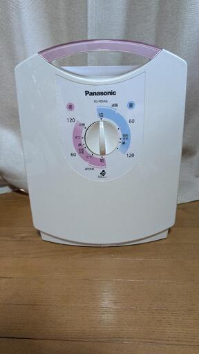 【新品未使用品】布団乾燥機　Panasonic FD-F06A6-A Amazon | パナソニック 布団乾燥機 クリスタルグリーン FD-F06A5