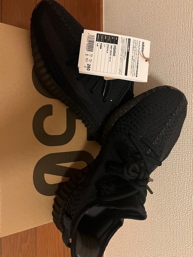 新品 YEEZYBOOST 350 v2