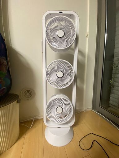 【ほぼ新品】(数時間のみ使用)3連サーキュレーター　扇風機 タワーファン ホワイト ALF-3001/W