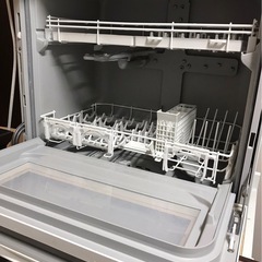 高年式　Panasonic食洗機　NP-TH4-C 中古