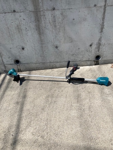 マキタ　草刈り機　MUR185UD 18V  中古　実働